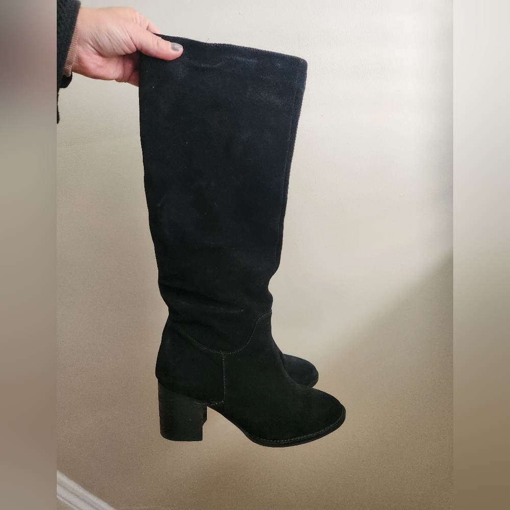 BLONDO Suede Knee High Block Heel Boots